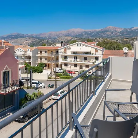 Kefalonia Lux アルゴストリオン