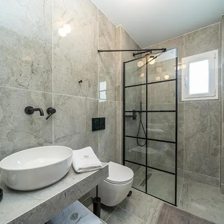 Kefalonia Lux فندق